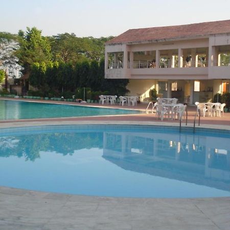 Sports Club Of Jabalpur Hotel Exterior foto